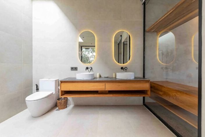 Image No.5-6 Bed Property for sale