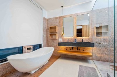 8d2536b-13-scaledphotogrid