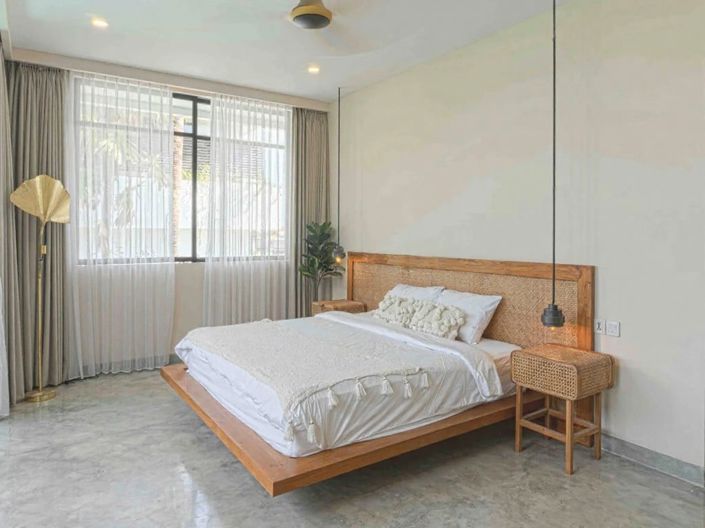 Image No.3-5 Bed Property for sale