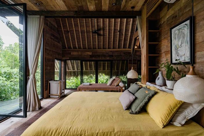 Image No.7-4 Bed Property for sale