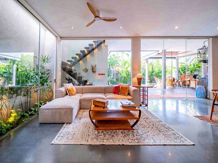 Image No.3-3 Bed Property for sale