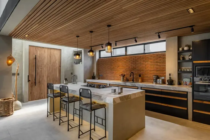 Image No.6-3 Bed Property for sale