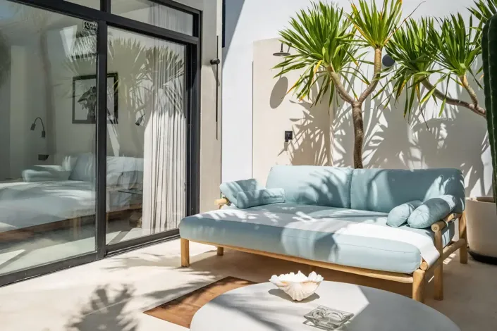 Image No.9-3 Bed Property for sale