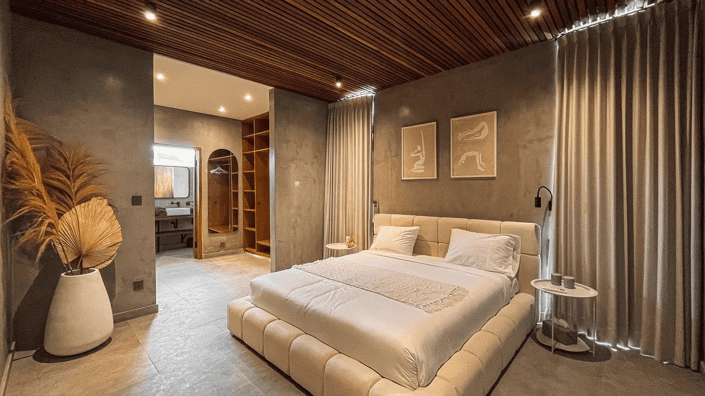 Image No.10-4 Bed Property for sale