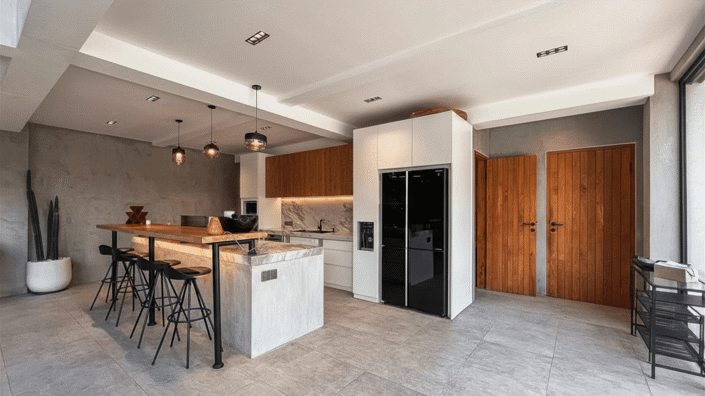 Image No.5-4 Bed Property for sale