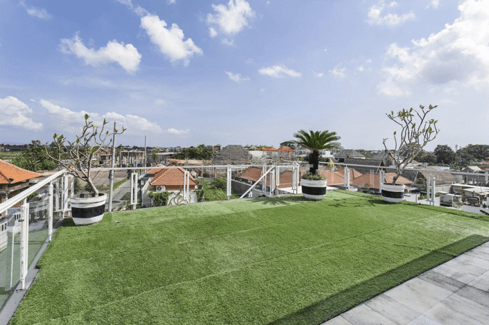 Image No.8-4 Bed Property for sale