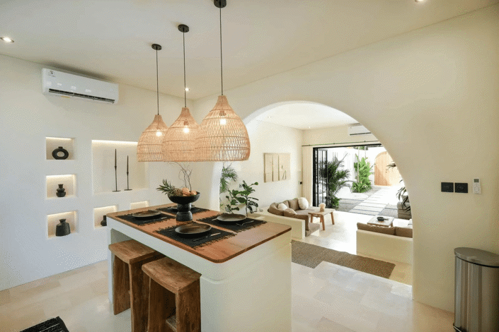 Image No.10-2 Bed Property for sale