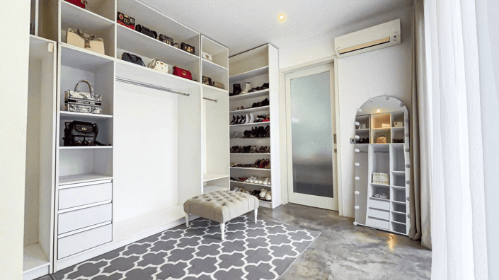 Image No.4-4 Bed Property for sale