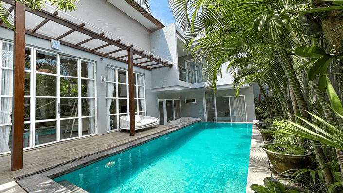 Image No.6-4 Bed Property for sale