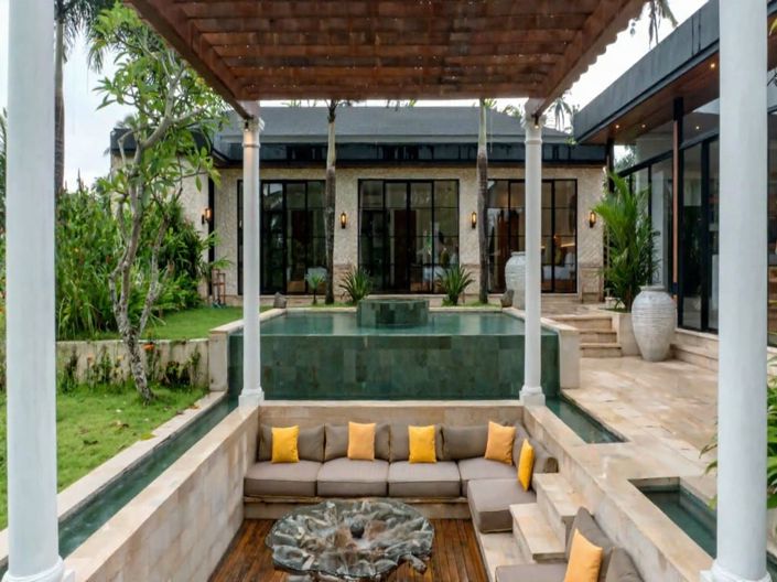 Image No.2-6 Bed Property for sale