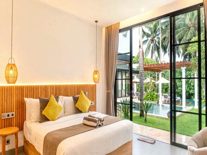 Image No.9-6 Bed Property for sale