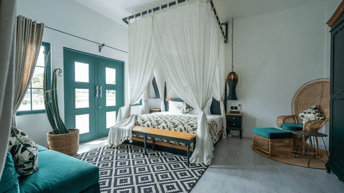 Image No.3-4 Bed Property for sale