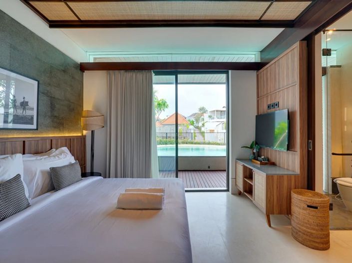 Image No.6-5 Bed Property for sale