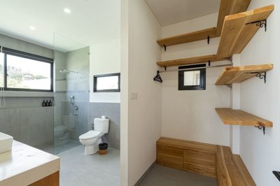 1764054110458-12jykb-dsc03189