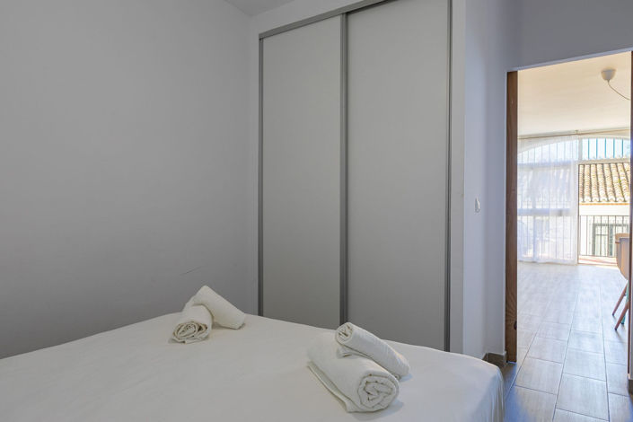 Image No.13-1 Bed Apartment for sale