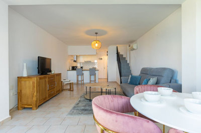 12-53013098fcab6c38b1379cd33298e050