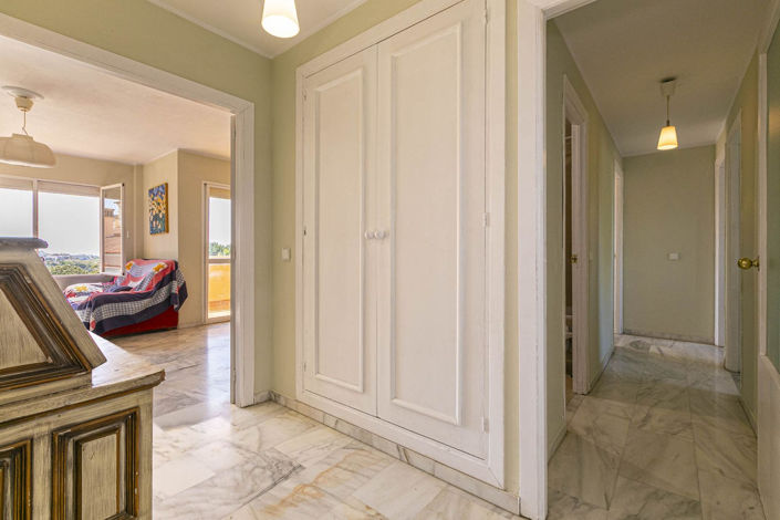 Image No.19-3 Bed Apartment for sale