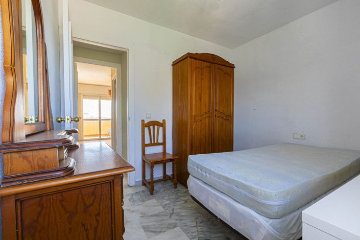 Image No.25-3 Bed Apartment for sale