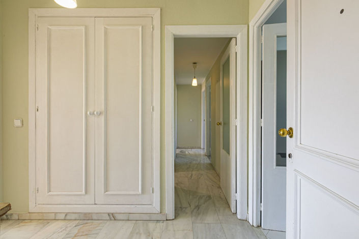 Image No.8-3 Bed Apartment for sale