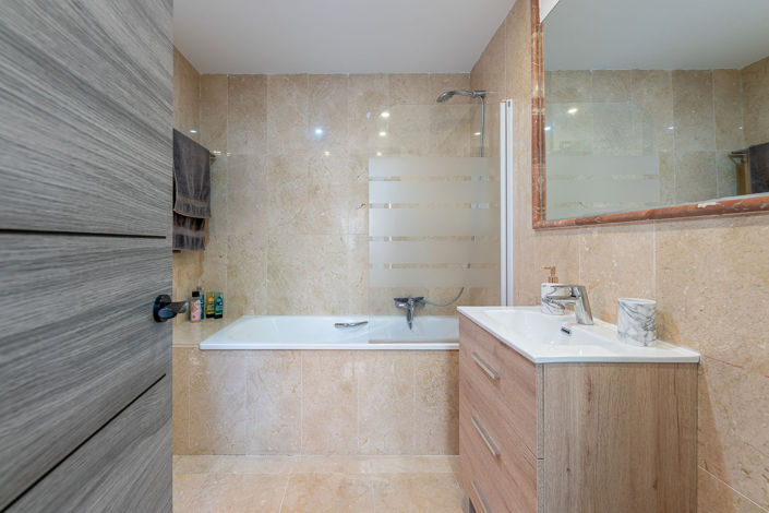 Image No.13-2 Bed Apartment for sale