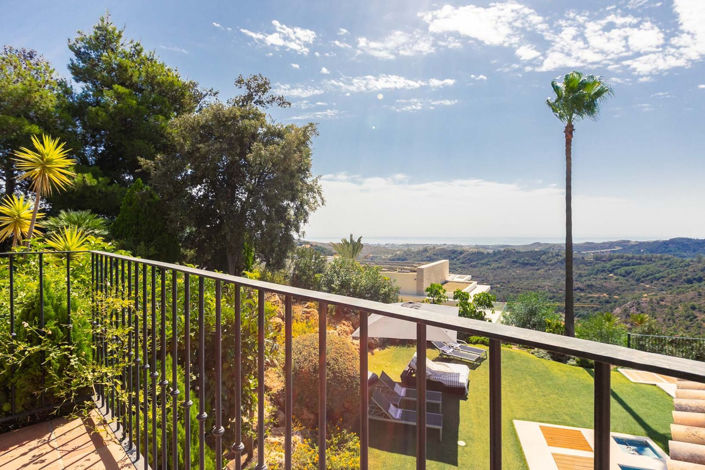 Image No.10-5 Bed Villa for sale