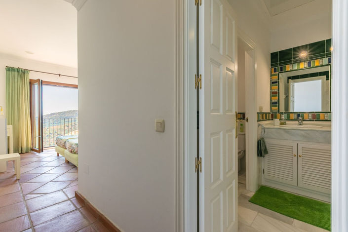 Image No.19-5 Bed Villa for sale