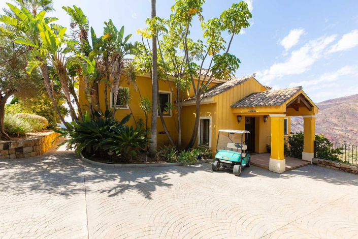 Image No.4-5 Bed Villa for sale