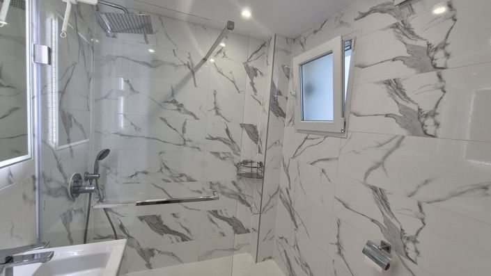 Image No.14-4 Bed Townhouse for sale