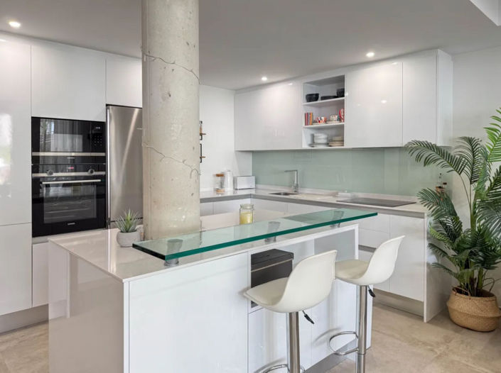 Image No.10-2 Bed Apartment for sale