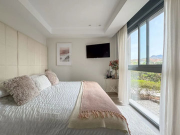 13-5fd73dea700db77384c091ca9818b1a9