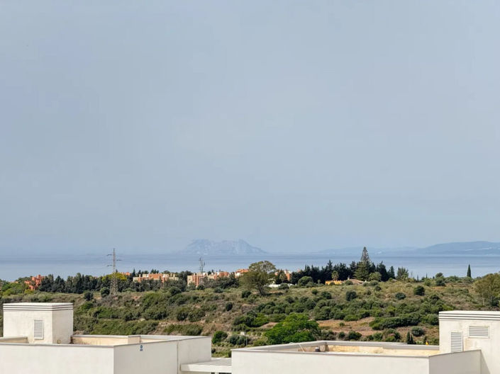 Image No.20-2 Bed Apartment for sale