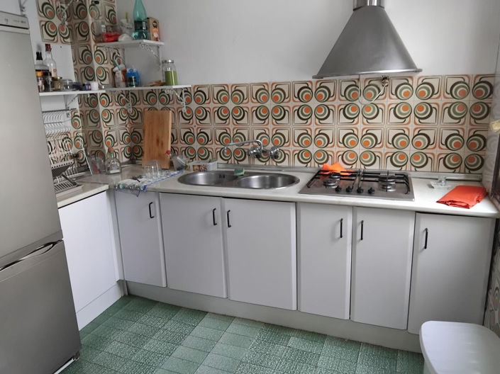 Image No.19-6 Bed Commercial for sale