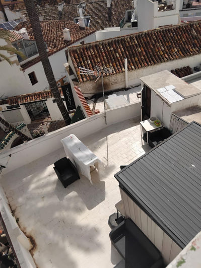 Image No.28-6 Bed Commercial for sale