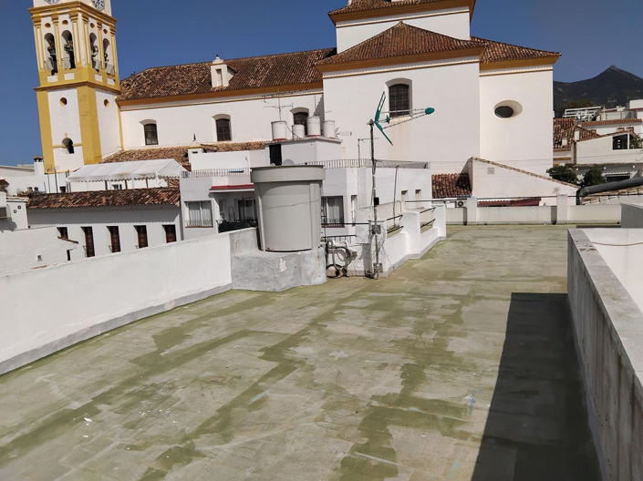 Image No.3-Commercial de 6 chambres à vendre à Marbella