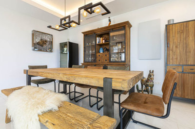 11-20939a0134ad724a8cb2a801094d15a4