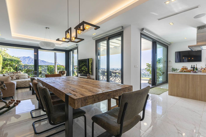 Image No.12-4 Bed Villa for sale