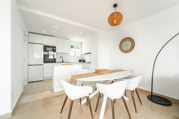 Image No.14-3 Bed Apartment for sale