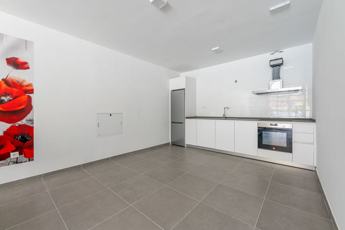 Image No.13-3 Bed Apartment for sale