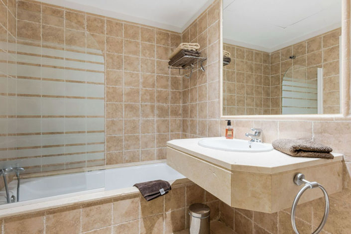 Image No.26-2 Bed Apartment for sale