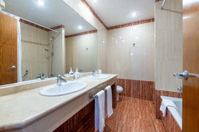 15-11d12f2f454f2f5e9b981fdd8b901d51