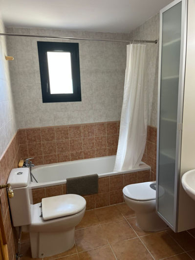 Image No.20-3 Bed Apartment for sale