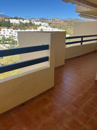 Image No.27-3 Bed Apartment for sale