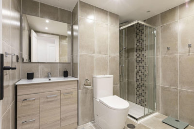 12-53013098fcab6c38b1379cd33298e050