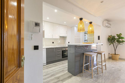 2-5bd7b9d04b45e33852eaf0ec6670150d