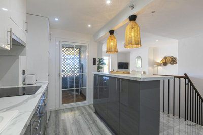 6-241328e1bcc9c0d8ce1222beb6c967a8