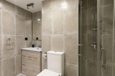 9-467d0cee5b725f3ef65f102a0c2e69c0