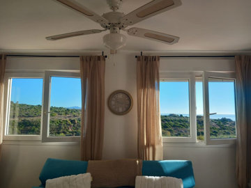 4-c23c0f86247804fa50226aecd8b0b2c8