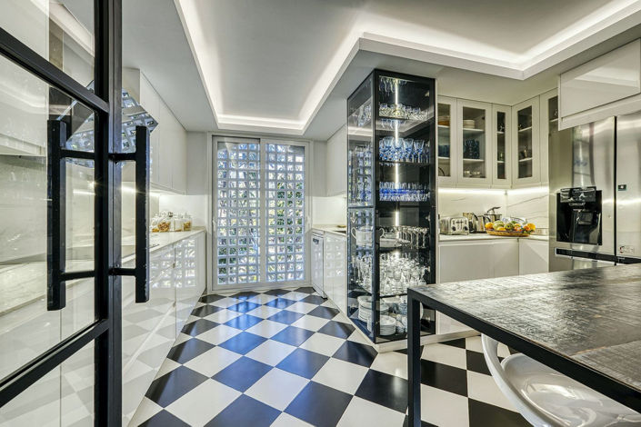 Image No.16-4 Bed Apartment for sale