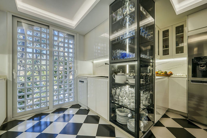 Image No.17-4 Bed Apartment for sale