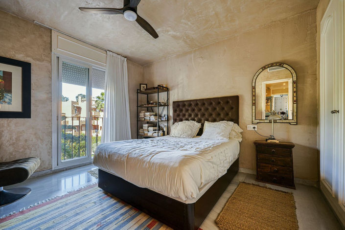 Image No.25-4 Bed Apartment for sale